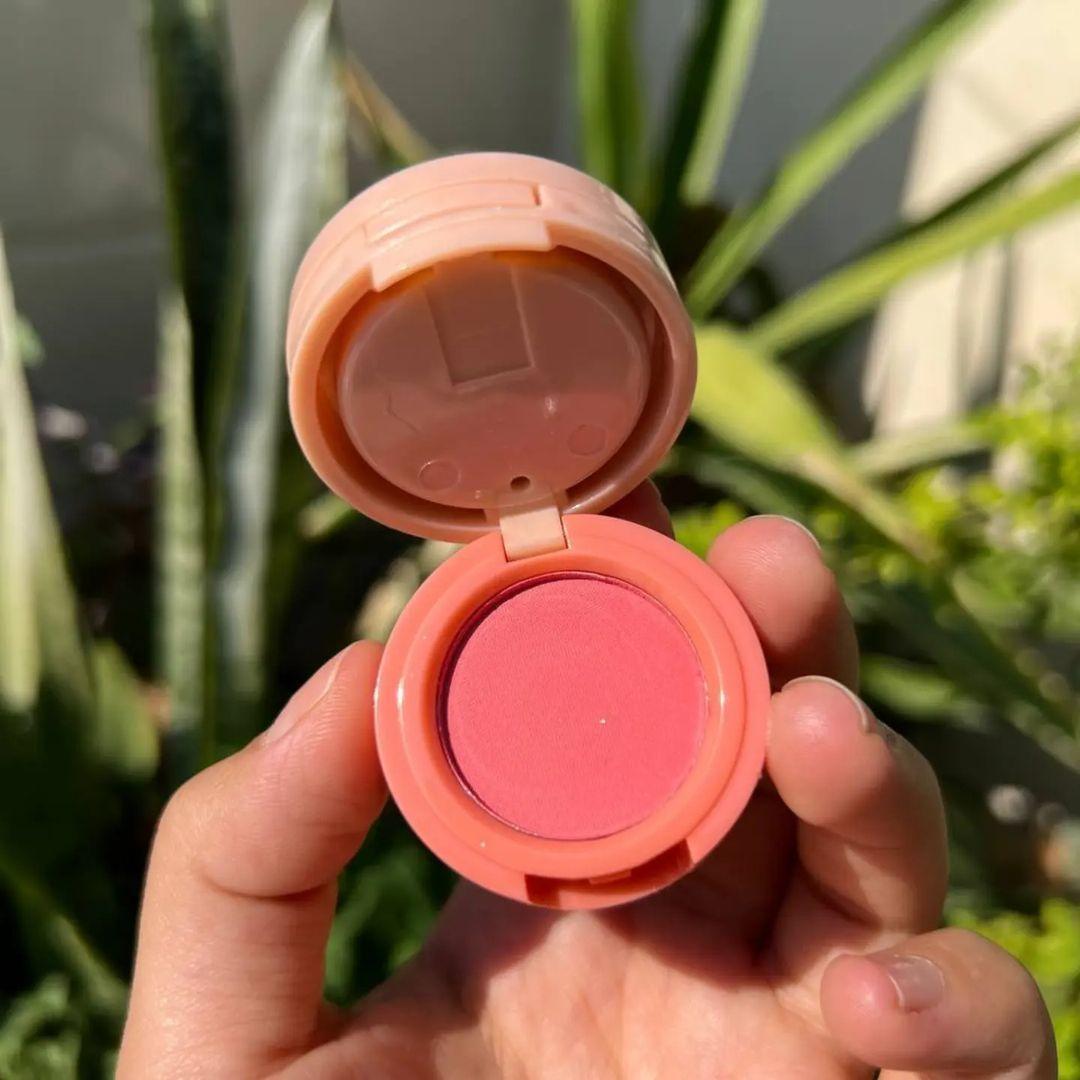 Peach 3-in-1 Blush Highlighter Kit for Daily & Party Wear